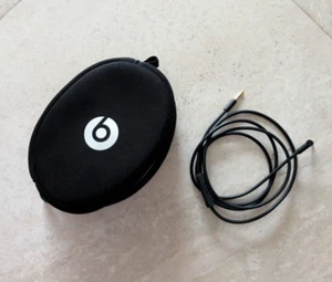 Original Zubehör Hersteller Beats by Dr. Dre Kopfhörer schwarz weiche Seite Trage Reiseetui + AUX-Kabel - Bild 1 von 5