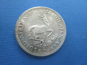 1963 SOUTH AFRICA SILVER 50 CENTS CROWN aUNC - Picture 1 of 9