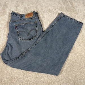 Levis 550 Relaxed Fit Jeans Mens 42 X 32 (FITS 40 X 31) Cotton Denim Classic - Picture 1 of 12