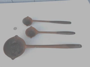 3 große Gusseisen Kellen #3 Hollands 3" & 5" Schmelzen Schmied Hütte Dekor - Bild 1 von 7
