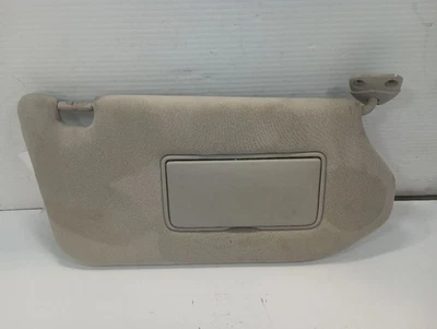 Parasol derecho pasajero de Nissan Pathfinder 2016 11913087 Foto 1 de 4