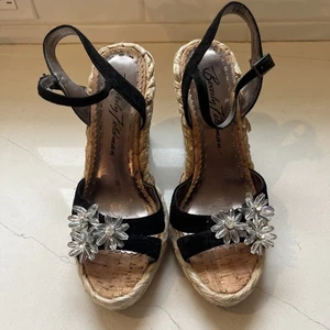 Beverly Feldman Women's Wedge Flower Sandals Size 8 Black - Picture 1 of 8