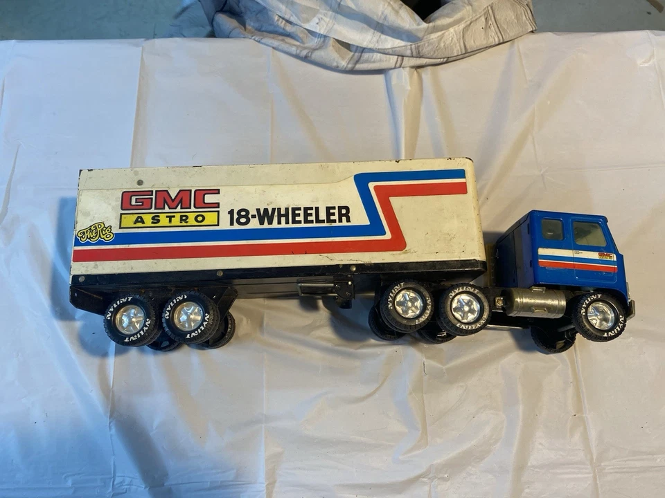 Nylint GMC Astro The Rig 18 Wheeler 1970's - Image 1 of 4