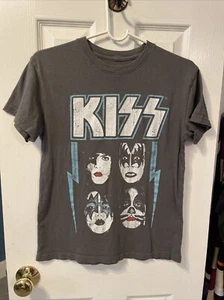 Kiss Men's Gray Shirt Size XS Gene Simmons Paul Stanley Ace Frehley Peter Criss - Picture 1 of 2