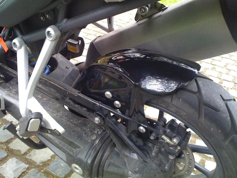 Abraçador traseiro Triumph 1200xr Tiger Explorer 2016 em modelo de roda fundida - Imagem 1 de 1