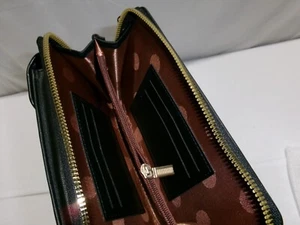 STL SERENA THE LABEL Crossbody Clutch Wallet Black *New* K942 - Picture 1 of 5