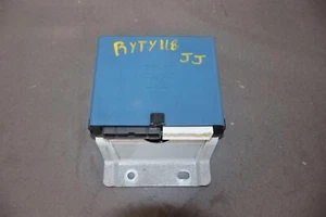 00-05 Toyota MR2 Spyder Multiplex Network Control Module ( 89221-17020 ) - Bild 1 von 15