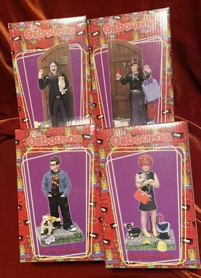 Juego de 4 estatuas de bobble Ozzy SHARON Jack & KELLY Nodder The Osbournes Family Foto 1 de 4