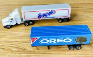 Road Champs 1995 Kenworth Snapple Semi + Matchbox Oreo Trailer Lot - Picture 1 of 7