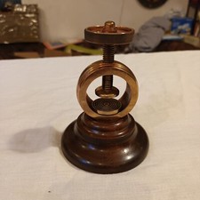Elegante Schiaccianoci a Vite Ottone e Legno Vintage '80