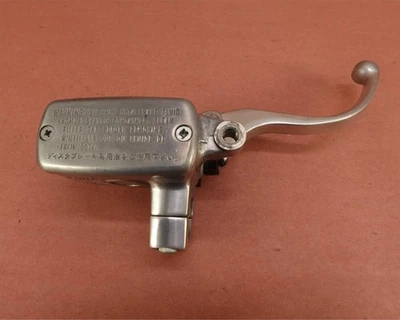 Cilindro maestro de freno delantero derecho Honda Shadow Sabre VT1100 VT1100C2 2000-2007 Foto 1 de 4