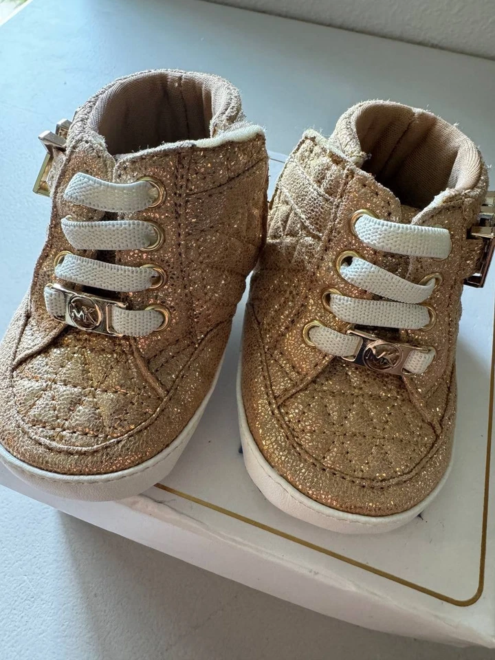 Zapatillas altas Michael Kors Baby Florence2 doradas - Talla US 1 gamuza - Nuevas Foto 1 de 4