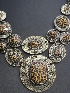 Impresionante Collar con Estampado Animal Rojo Rubí Diseñador Tono Latón FF56 - Imagen 1 de 12