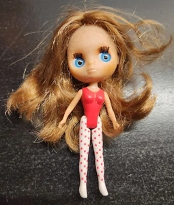 2010 Littlest Pet Shop LPS Blythe Doll B1 Cold Weather Cute DOLL ONLY Blue Eyes - Bild 1 von 6