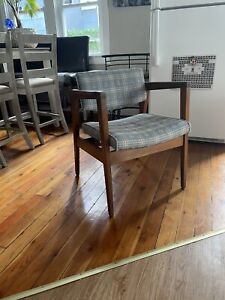 Gunlocke Chair Co. Mid Century Modern Armchair