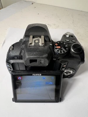Fujifilm FinePix HS Series HS10 10.3MP Digital Camera Black Crack on screen READ - Image 1 of 4