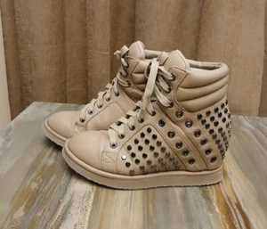 C.LABEL Winter Suede Hidden Wedge Bootie Boots 7 Tan Gunmetal Studded Padded - Bild 1 von 9