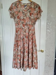 Hamells Size 10 Dress Pink Floral Wedding Party Guest Tags - Picture 1 of 24