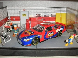 NO BOX ACTION 1/24 Nascar Cafe 2001 Ford Taurus Free SHIPPING - Picture 1 of 5