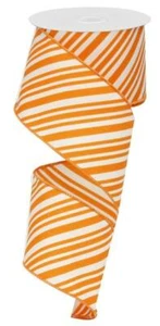 Cinta de líneas diagonales de tamaño mixto, naranja sobre satinado blanco, cinta con cable, 2,5" de ancho - Imagen 1 de 1