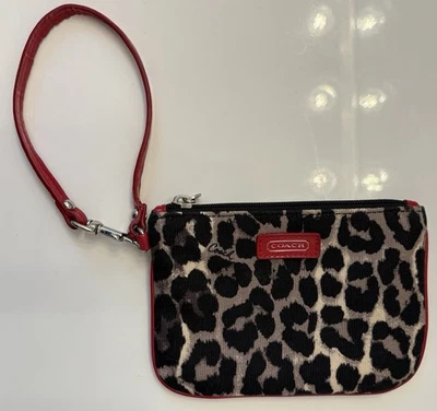Muñequera pequeña Coach Park ocelote estampado animal leopardo negro/rojo falta encanto Foto 1 de 4