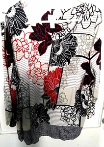 CHICOS 3/4 Sleeve White/Black/Red Abstract Print Scoop Neck Rayon Blend Top 3 XL - Picture 1 of 6