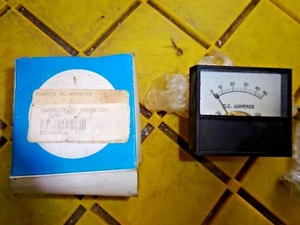 SHURITE PANEL METER W/ BRACKET 0-50 DC AMPERES 8122Z  2-1/2" X 2-1/4" MARINE - Bild 1 von 4