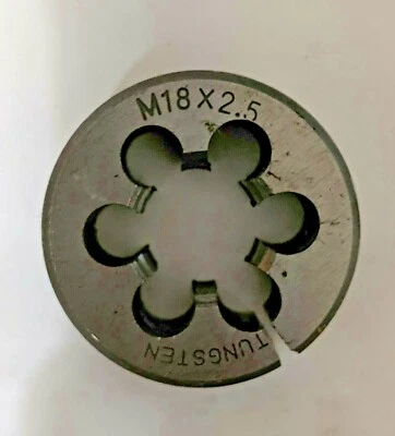 M18X2.5 mm 1.5 INCH SPLIT THREADING DIE M18-2.5 TUNGSTEN (QTY: 1) NOS RIGHT HAND - Image 1 of 3