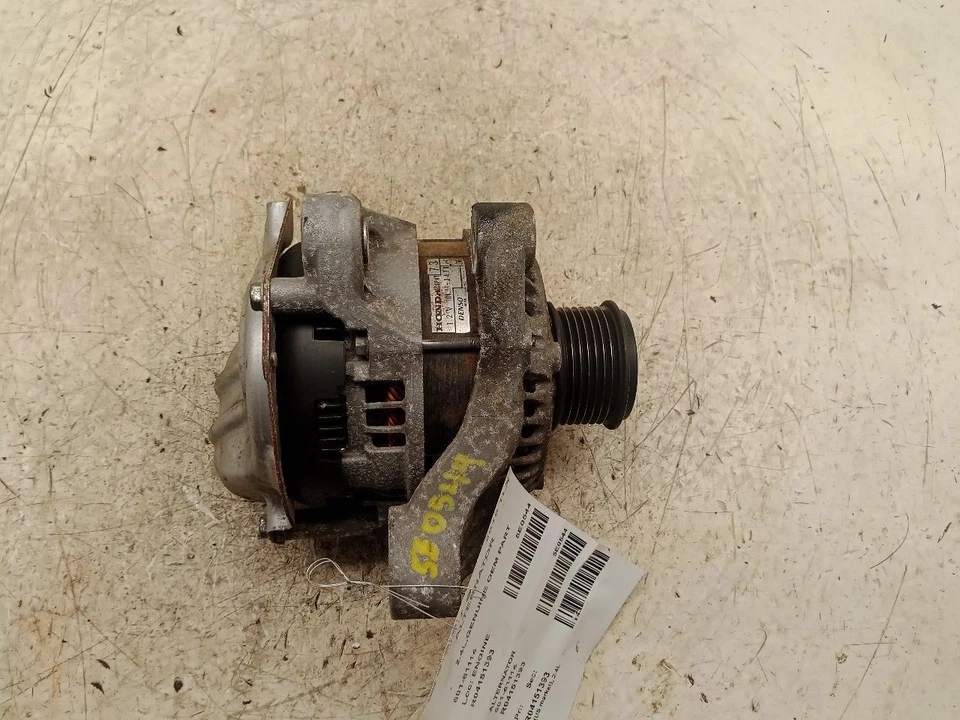 Alternator 2015 Tlx Sku#4151393 - Image 1 of 4
