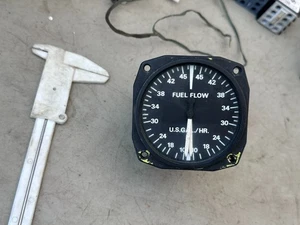 Medidor de flujo de combustible Piper 52346-4 / EDO-AIRE IU028-104-37 - Imagen 1 de 8