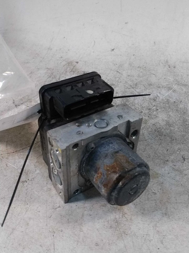 Conjunto de piezas de freno antibloqueo incluye módulo mercado de EE. UU. compatible con 16-18 HR-V 406476 Foto 1 de 3