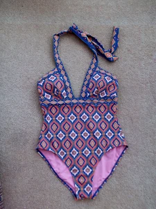 Fat Face halter neck padded bra swinsuit swimming costume size 12 - Picture 1 of 7
