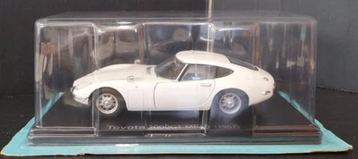 Hachette Toyota 2000GT MF10 1/24 Minicar - Image 1 of 4