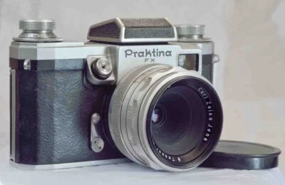 Zeiss Prakina II con lente Carl Zeiss Jena 1Q 40 mm en muy buen estado de funcionamiento Foto 1 de 4