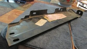 NOS 1970 1971 MERCURY MONTEGO CYCLONE GT SPOILER RH FENDER STONE SHIELD SUPPORT - Picture 1 of 4