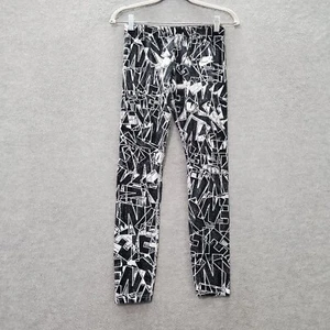 Nike Girl Activewear Pants XL Black Legging Graffiti Logo Workout Yoga - Picture 1 of 11