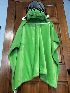 Marvel Avengers Hulk Hooded Blanket  - Picture 1 of 3
