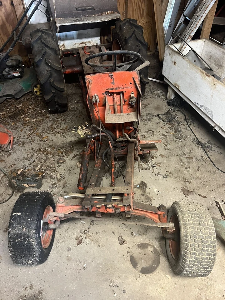 CASE 444 Garden Tractor Kohler Complete Tractor Unassembled - Image 1 of 4