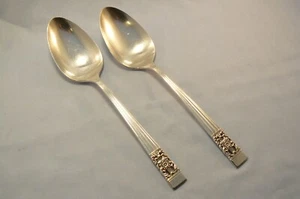 Pair of 1936 Coronation Silverplate Table Serving Spoons - Oneida Community - Picture 1 of 6