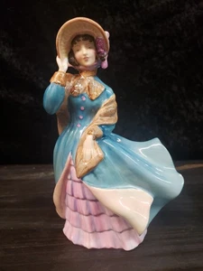 Vintage Royal Doulton Delphine Figurine HN 2136 READ - Picture 1 of 11