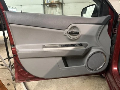 Panel de moldura interior de puerta delantera izquierda usado se adapta a: Dodge Avenger 2008 grado A Foto 1 de 4