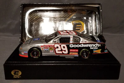 Kevin Harvick #29 GM Goodwrench Service Chevy 2002 1/24 RCCA Elite diecast Foto 1 de 4