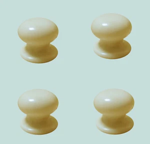 Pack Of 10 x Cream Polyester Resin Cupboard Cabinet Drawer Knobs 32mm - Picture 1 of 2