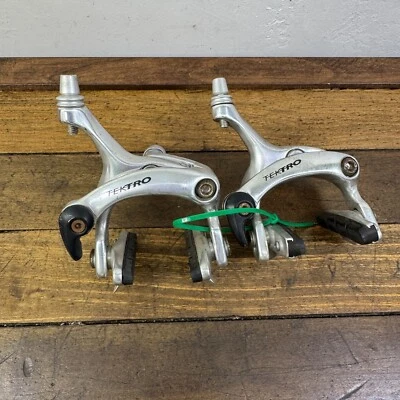 Juego de pinzas de freno Tektro 420A 423A tracción lateral doble pivote empotrado plateado carrera Foto 1 de 4