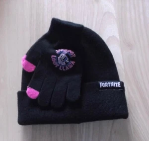 FORTNITE GIRLS BLACK HAT & GLOVES SET - BEANIE - ONE SIZE - NWT - Picture 1 of 4