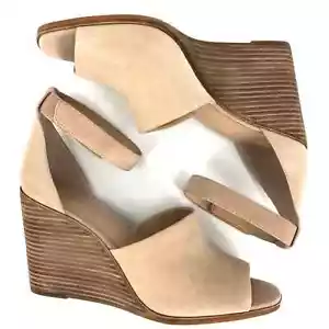 Sandalias de cuña Vince Camuto para mujer Deedriana de gamuza talla 10 EE. UU. Buff Tnn - Imagen 1 de 12