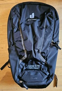 Deuter Race Exp Air 14 + 3 Fahrradrucksack Schwarz Mountainbike Rennrad Tour Neu - Bild 1 von 3