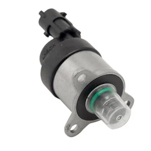 Fuel Pressure Regulator 0928400535 Fit CHEVROLET KODIAK 2001-2004 2002 2003 - Picture 1 of 12