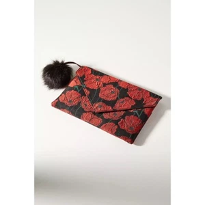 ¡NUEVO CON ETIQUETAS! Sobre de amapola floral Anthropologie MONSERAT DE LUCCA embrague de piel pompón - Imagen 1 de 10
