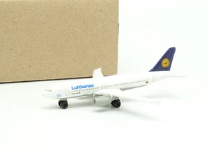 SIKU Flugzeug Airlines 1/400 - Airbus A320 Lufthansa - Bild 1 von 1